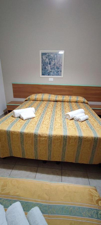 Hotel Zeus Lido Di Classe Room Only מראה חיצוני תמונה
