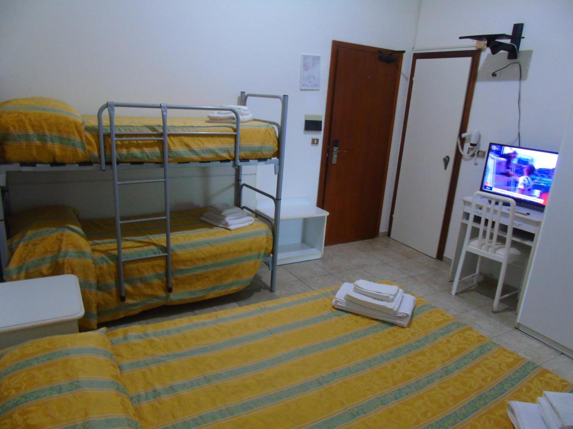 Hotel Zeus Lido Di Classe Room Only מראה חיצוני תמונה
