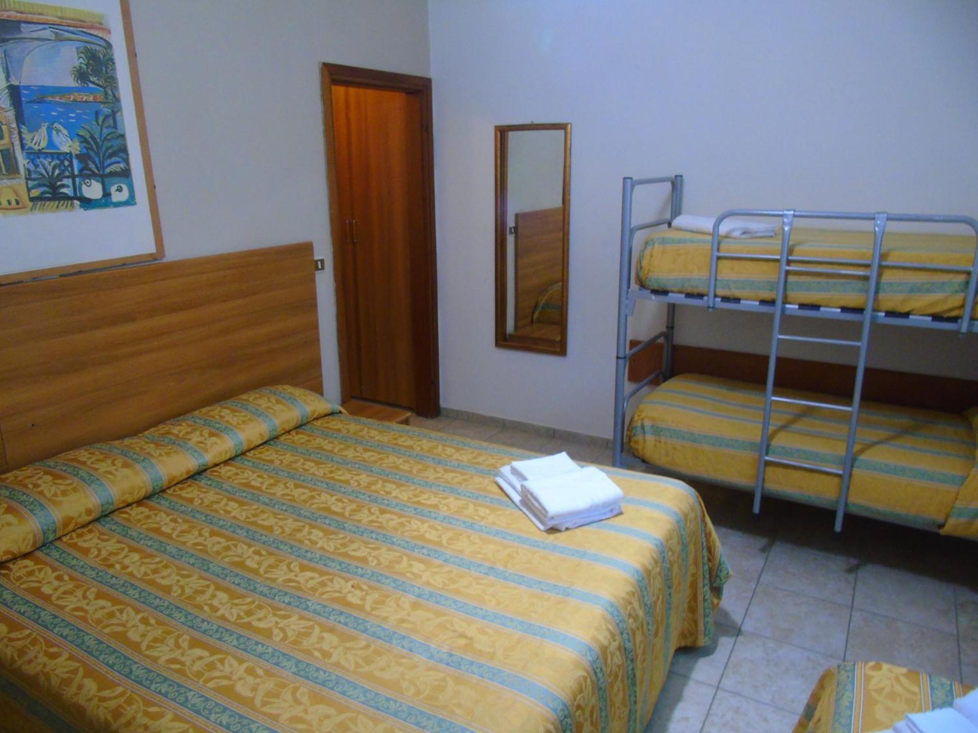 Hotel Zeus Lido Di Classe Room Only מראה חיצוני תמונה