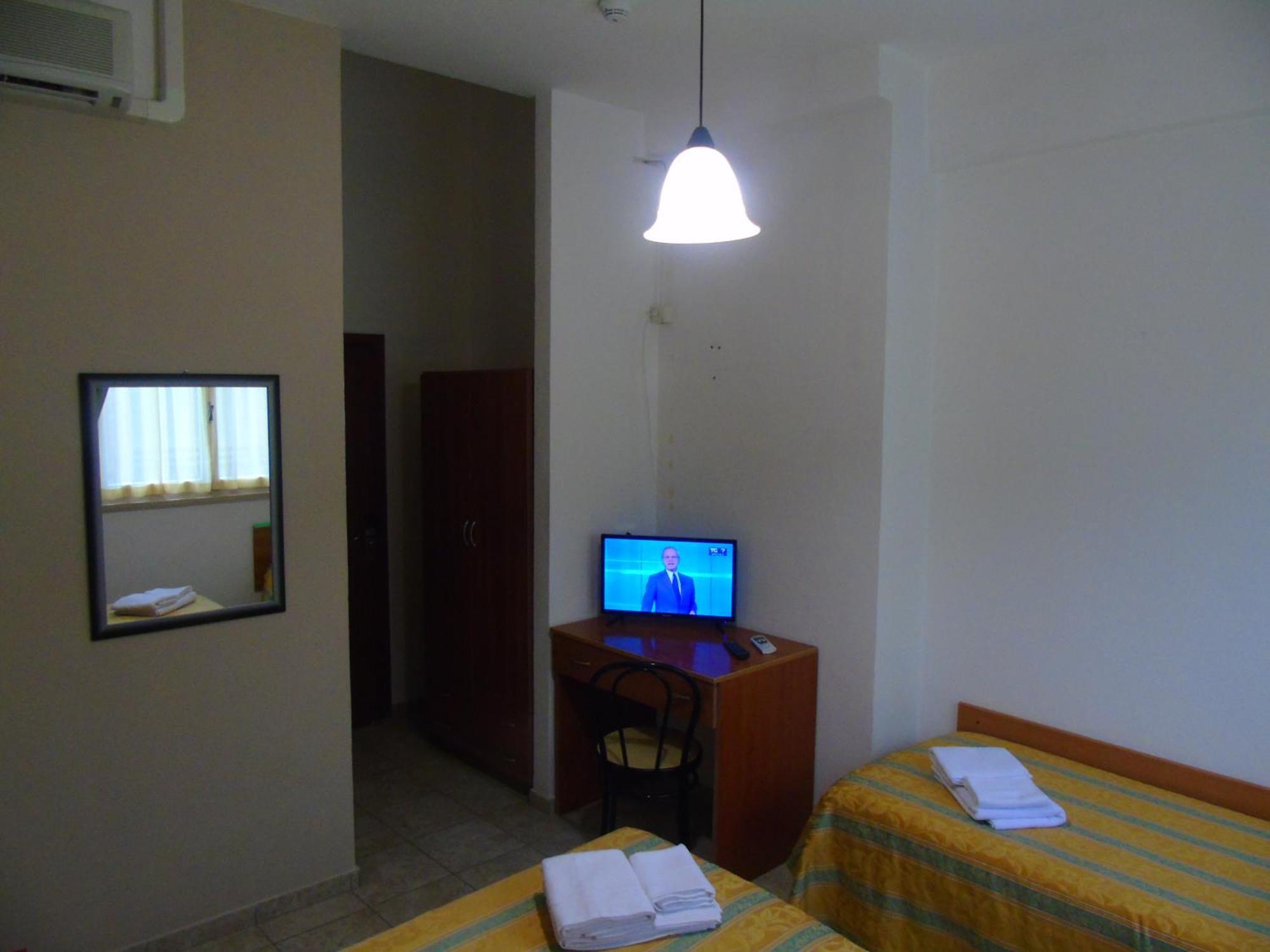 Hotel Zeus Lido Di Classe Room Only מראה חיצוני תמונה