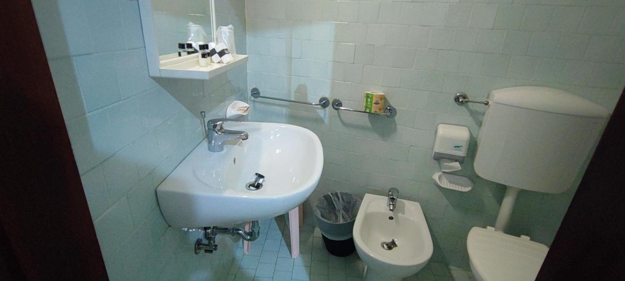 Hotel Zeus Lido Di Classe Room Only מראה חיצוני תמונה