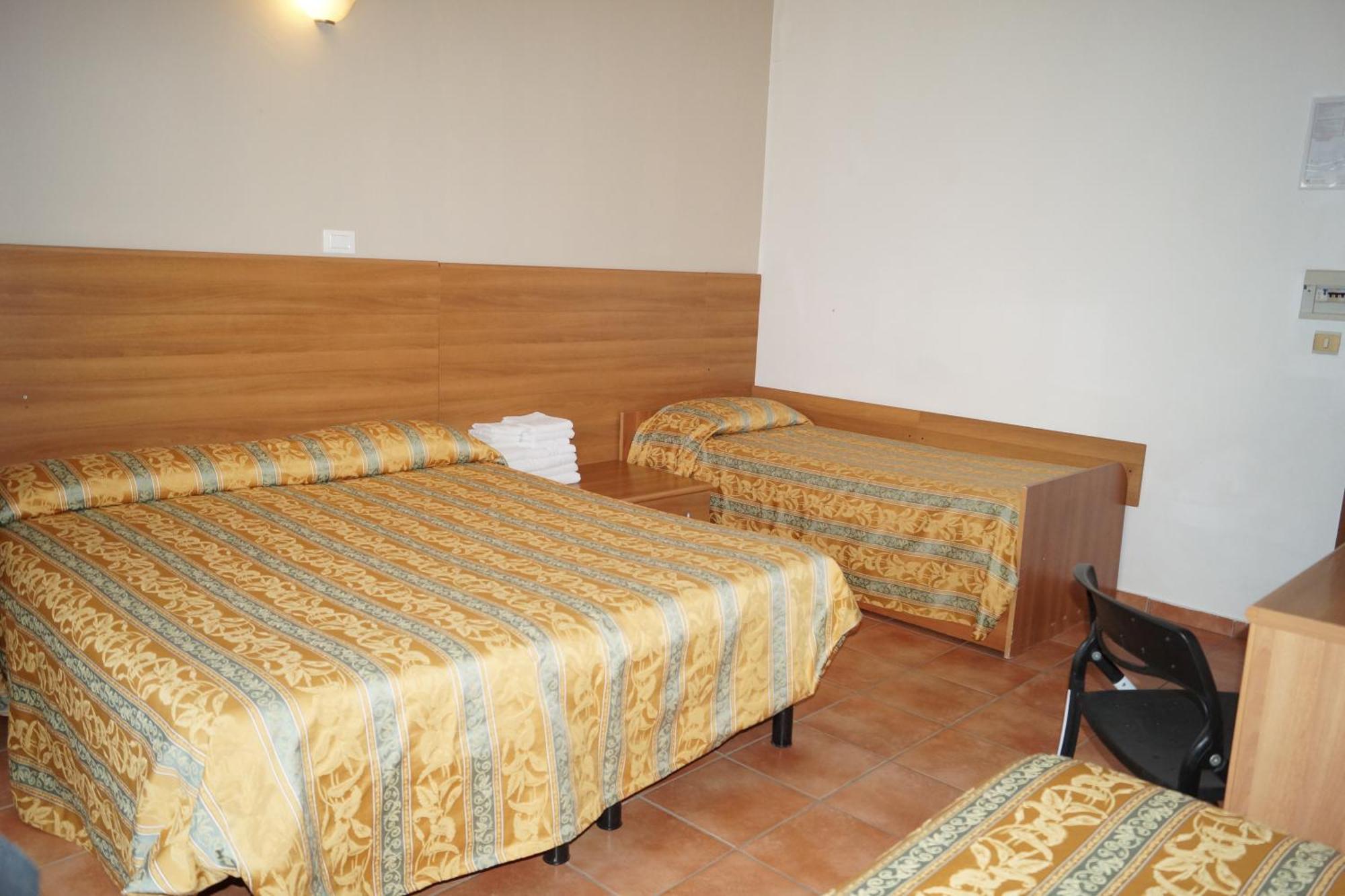 Hotel Zeus Lido Di Classe Room Only חדר תמונה