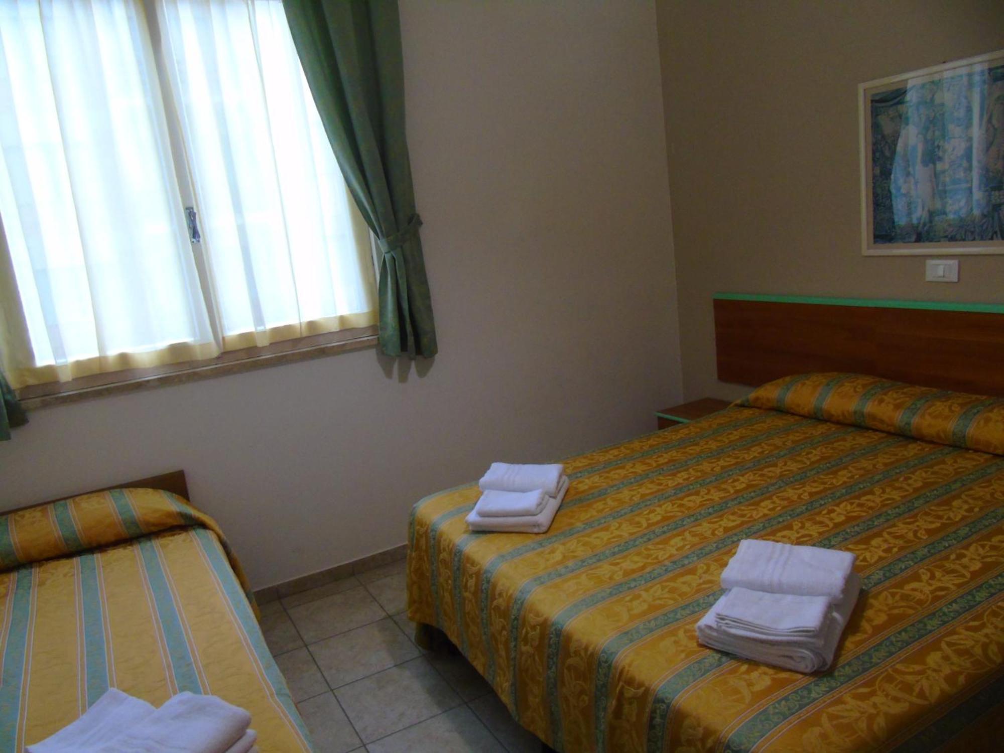 Hotel Zeus Lido Di Classe Room Only מראה חיצוני תמונה